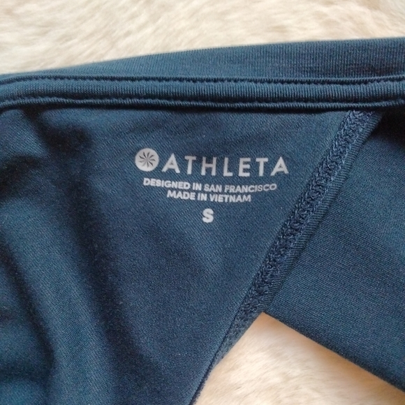 Athleta Essence Twist Top Blue - Picture 3 of 4